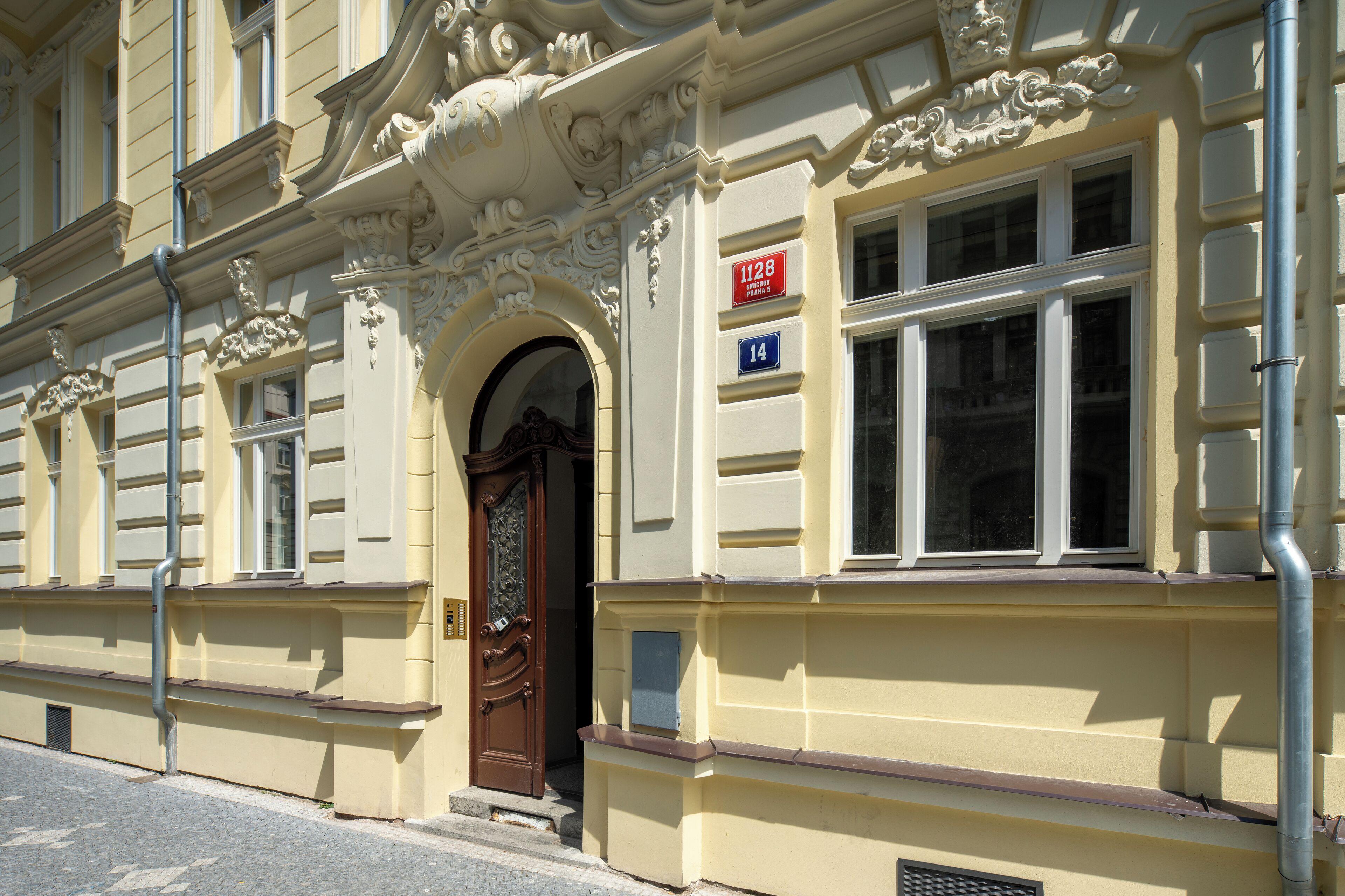 Amazing Apartment Zborovska — Photos 1
